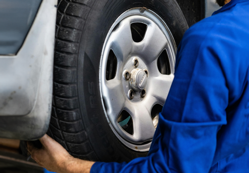 タイヤ脱着・ローテーション工賃改定